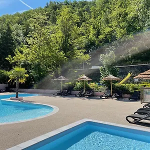 Camping Avec Piscine Et Riviere A Sur Rhone Ardeche, Tournon-sur-Rhone