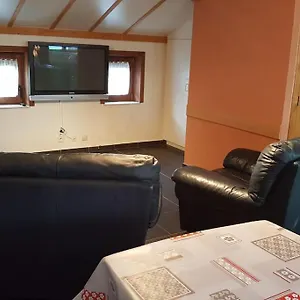 https://nwd108-ruim-vakantiehuisje-in-nieuwpoort-6-pers-ruime.hotelsghent.com